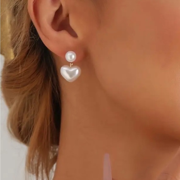 Pearl Heart Ear Jacket Earrings - Picture 2 of 6